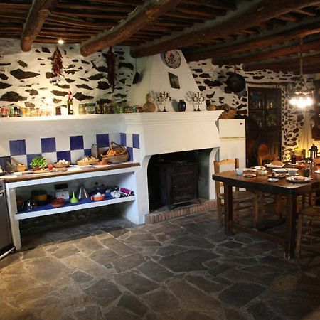 Cortijo Rural El Albercon - Capileira - Alpujarra Rural Villa Bagian luar foto